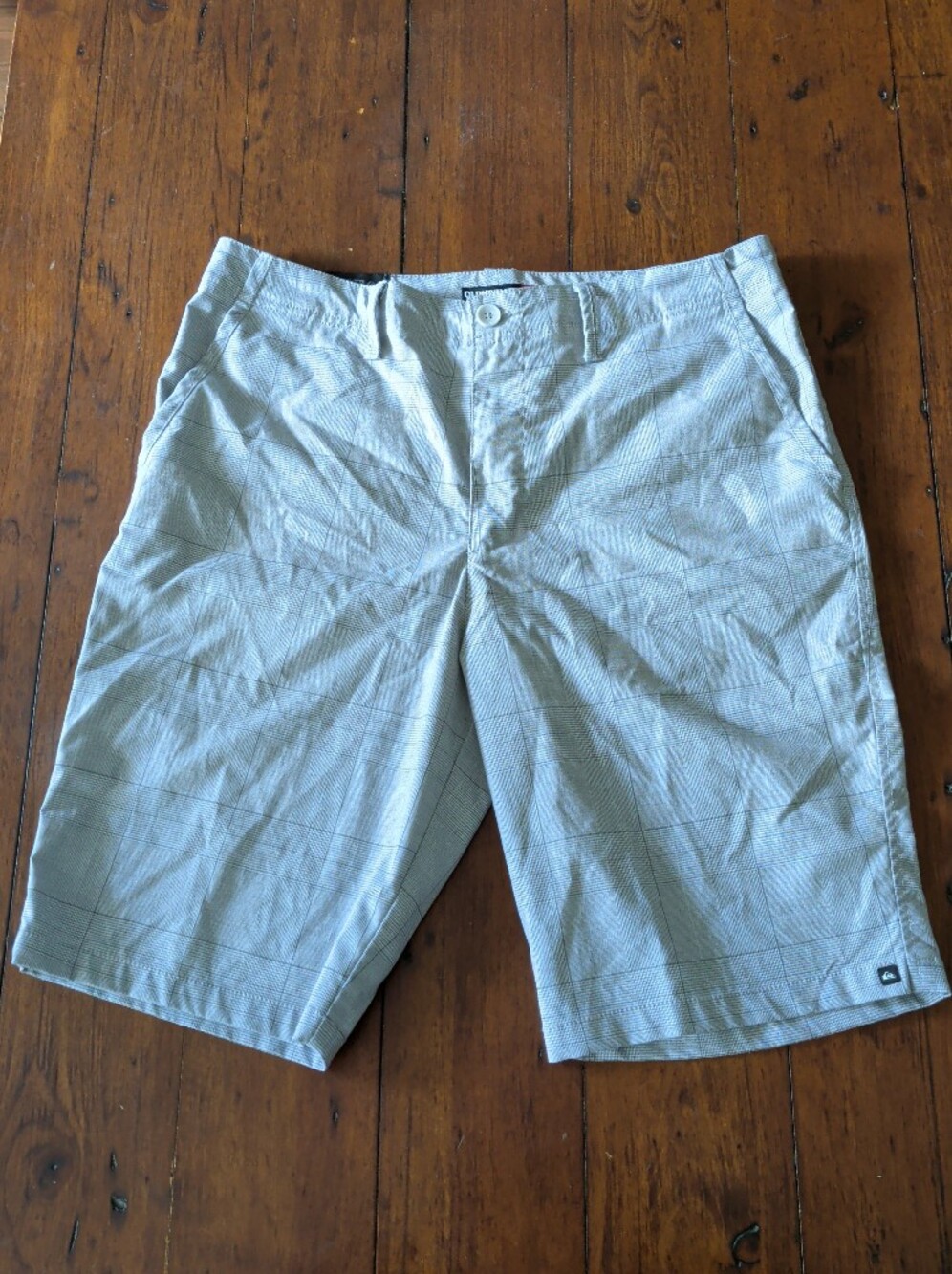 Quiksilver Men's Plaid Chino Shorts Size 34 Grey Casual Golf Walking